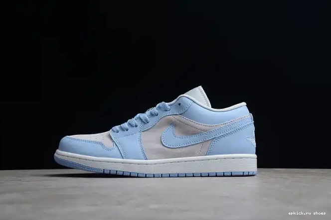 Rep 1 DC0774-050 Jordan Blue University (W) Low 0602